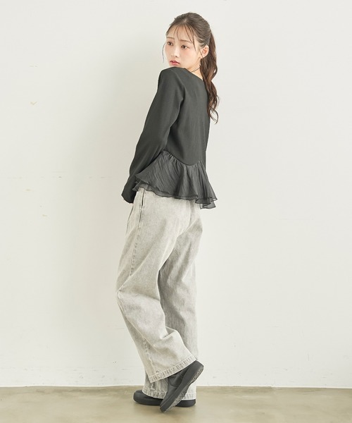 mil(ミル)の「ペプラム切替 シアーフリルドッキングトップス【588224】(Tシャツ/カットソー・レディース・チャコールグレー/ブラック/アイボリー・XS/S)」の14枚目の写真