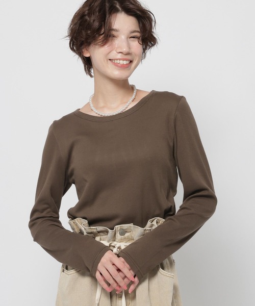 niko and...(ニコアンド)の「カシミヤ混BASICTシャツ(Tシャツ/カットソー・レディース・ブラウン/オフホワイト/チャコール・FREE)」の3枚目の写真