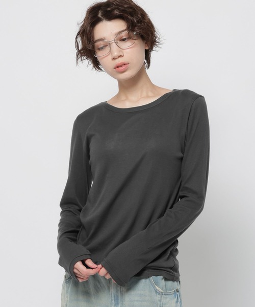 niko and...(ニコアンド)の「カシミヤ混BASICTシャツ(Tシャツ/カットソー・レディース・ブラウン/オフホワイト/チャコール・FREE)」の2枚目の写真