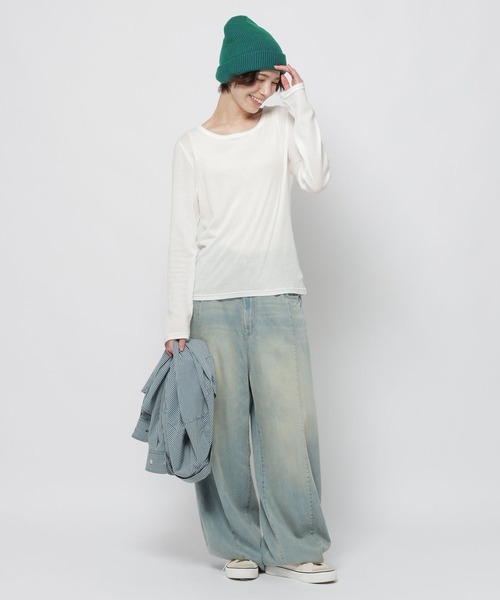 niko and...(ニコアンド)の「カシミヤ混BASICTシャツ(Tシャツ/カットソー・レディース・ブラウン/オフホワイト/チャコール・FREE)」の5枚目の写真