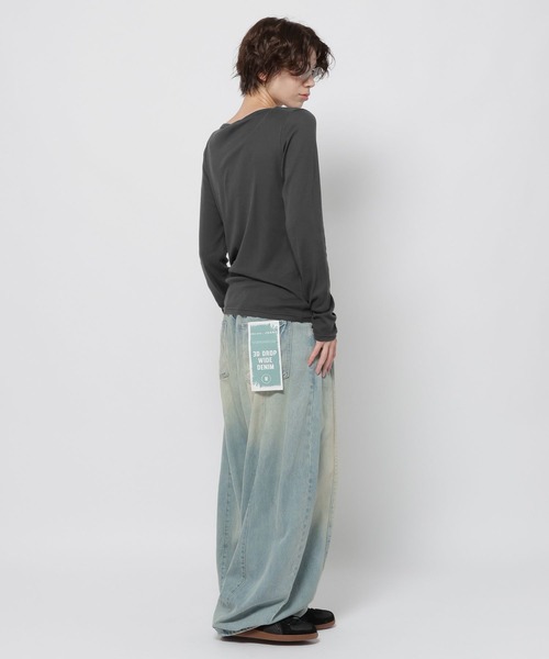 niko and...(ニコアンド)の「カシミヤ混BASICTシャツ(Tシャツ/カットソー・レディース・ブラウン/オフホワイト/チャコール・FREE)」の8枚目の写真