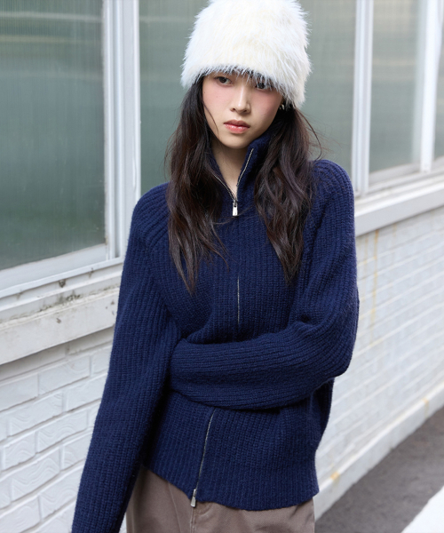 MICHIKO LONDON(ミチコ ロンドン)の「ハイネックニットジップアップ ネイビー(カーディガン/ボレロ・レディース・その他・FREE)」の1枚目の写真