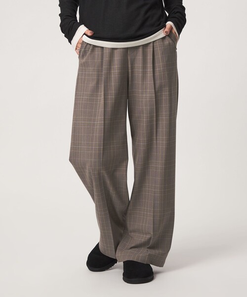 green label relaxing(グリーンレーベルリラクシング)の「【WEB限定】<at ease>オルマイ ワイド パンツ マシンウォッシャブル ストレッチ 帯電防止(その他パンツ・レディース・ブラック/その他1/ワイン/ダークグレー・TALL/42/36/40/38)」の4枚目の写真