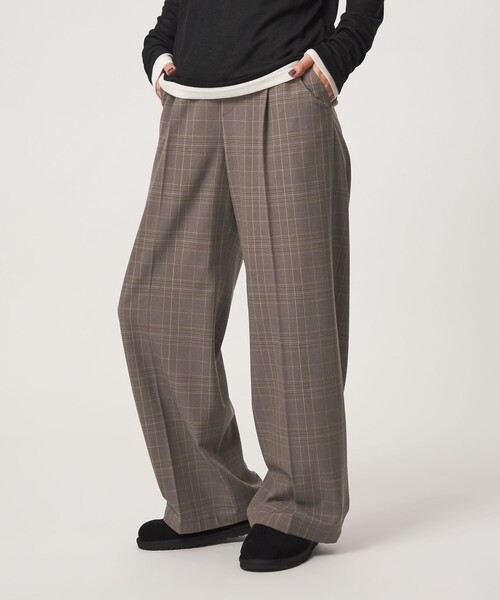 green label relaxing(グリーンレーベルリラクシング)の「【WEB限定】<at ease>オルマイ ワイド パンツ マシンウォッシャブル ストレッチ 帯電防止(その他パンツ・レディース・ブラック/その他1/ワイン/ダークグレー・TALL/42/36/40/38)」の6枚目の写真