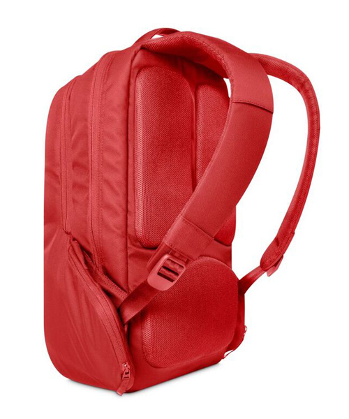 incase(インケース)の「※入荷禁止※CL55537 Icon Slim Pack Nylon(バックパック/リュック・メンズ・レッド・ONE SIZE)」の16枚目の写真