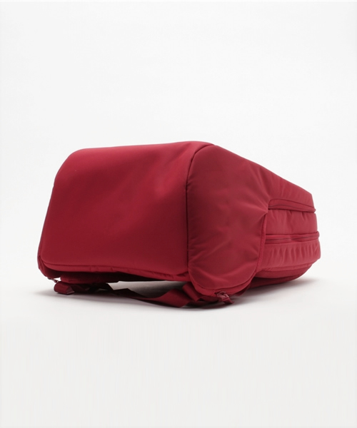 incase(インケース)の「※入荷禁止※CL55537 Icon Slim Pack Nylon(バックパック/リュック・メンズ・レッド・ONE SIZE)」の2枚目の写真