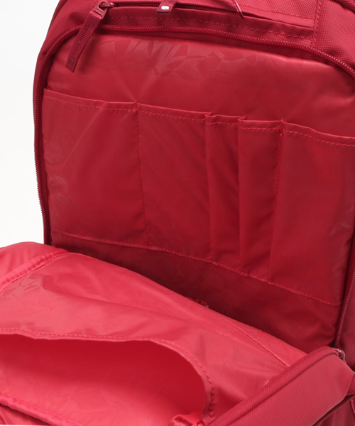 incase(インケース)の「※入荷禁止※CL55537 Icon Slim Pack Nylon(バックパック/リュック・メンズ・レッド・ONE SIZE)」の10枚目の写真