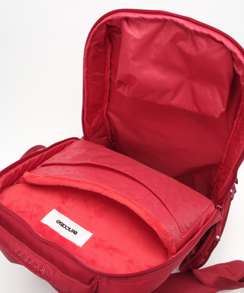 incase(インケース)の「※入荷禁止※CL55537 Icon Slim Pack Nylon(バックパック/リュック・メンズ・レッド・ONE SIZE)」の6枚目の写真