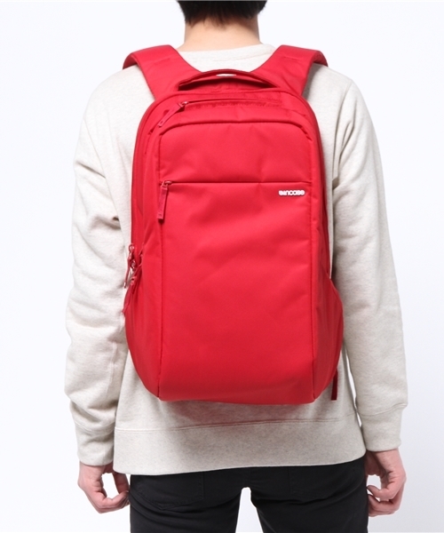 incase(インケース)の「※入荷禁止※CL55537 Icon Slim Pack Nylon(バックパック/リュック・メンズ・レッド・ONE SIZE)」の8枚目の写真
