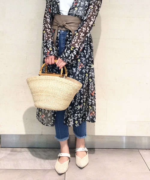 MAYSON GREY（メイソングレイ）の「カットオフアンクルデニム（デニムパンツ・レディース・ネイビー/ブルー/ホワイト・SS/S(1)/L(3)/M(2)）」の14枚目の写真