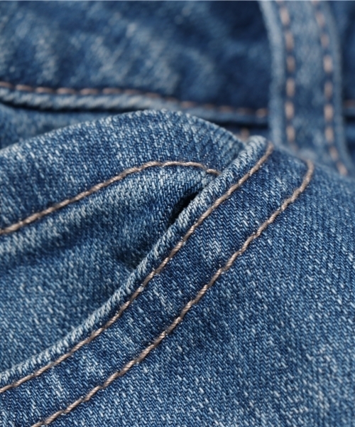 MAYSON GREY（メイソングレイ）の「カットオフアンクルデニム（デニムパンツ・レディース・ネイビー/ブルー/ホワイト・SS/S(1)/L(3)/M(2)）」の12枚目の写真