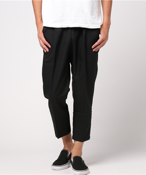 L&HARMONY（エルアンドハーモニー）の「[L&HARMONY / エルアンドハーモニー] クロップドテーパードスラックス（スラックス・メンズ・ブラック/グレー/ネイビー・3/2）」の2枚目の写真