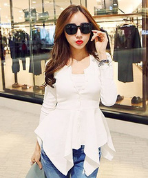 アシメントリーUネックカットソー