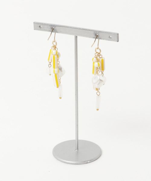 TONE SELECT GOODS(トーンセレクトグッズ)の「【tschuss(チュース)】Polly (ポリー) ピアス(ピアス(両耳用)・レディース・ブラック/レッド/イエロー/オレンジ/グリーン/ブルー・FREE)」の7枚目の写真