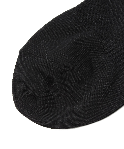 NIKE（ナイキ）の「NIKE RUNNING LIGHTWAIGHT Locut SOCKS ナイキ ランニング ソックス（ソックス/靴下・レディース・ホワイト/ブラック/レッド/ピンク/グリーン/ブルー・SMALL/MEDIUM）」の8枚目の写真