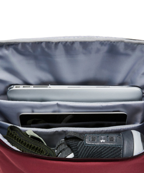 UNDER ARMOUR(アンダーアーマー)の「メンズ ライフスタイルバックパック / スポーツスタイルバックパック(バックパック/リュック・メンズ・ネイビー/レッド/アーミー/マルーン・ONESIZE)」の19枚目の写真