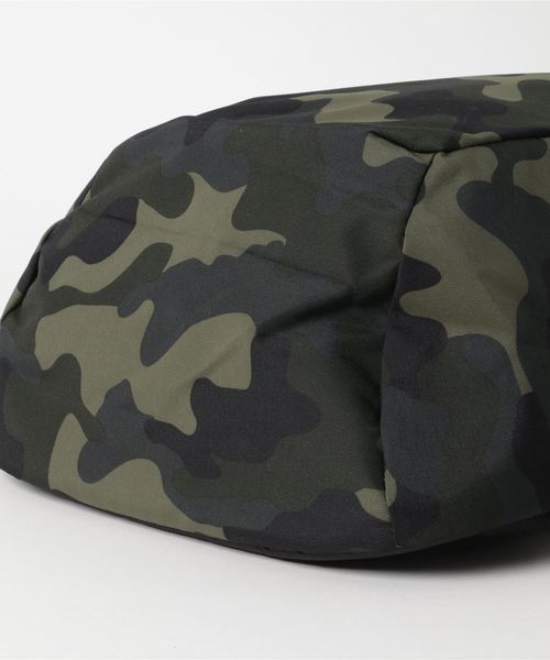 UNDER ARMOUR(アンダーアーマー)の「メンズ ライフスタイルバックパック / スポーツスタイルバックパック(バックパック/リュック・メンズ・ネイビー/レッド/アーミー/マルーン・ONESIZE)」の6枚目の写真