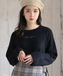 ロゴ刺繍ニットプルオーバー