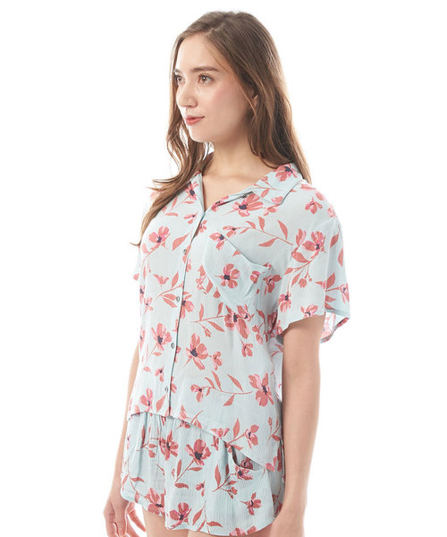 BILLABONG（ビラボン）の「BILLABONG レディース  ROLL CALL 半袖シャツ/ビラボン  総柄（シャツ/ブラウス・レディース・ライトブルー/マスタード・SMALL）」の4枚目の写真