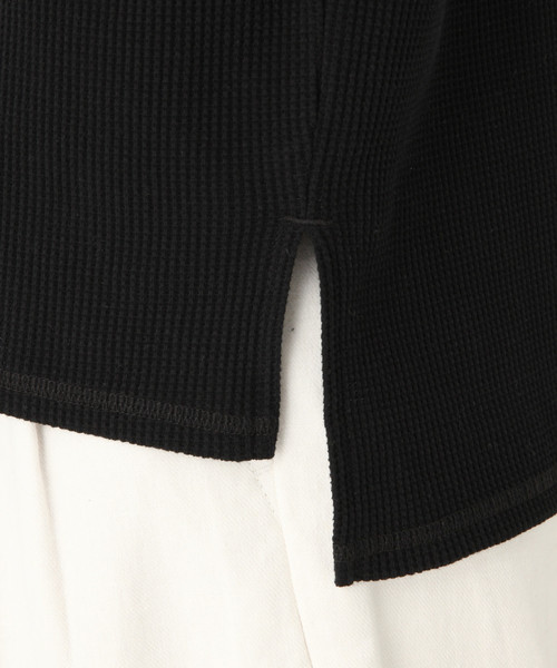 GLOBAL WORK（グローバルワーク）の「ワッフルキーネック半袖/834726（Tシャツ/カットソー・レディース・ブラック/オフホワイト/その他/キャメル・MEDIUM/LARGE）」の14枚目の写真