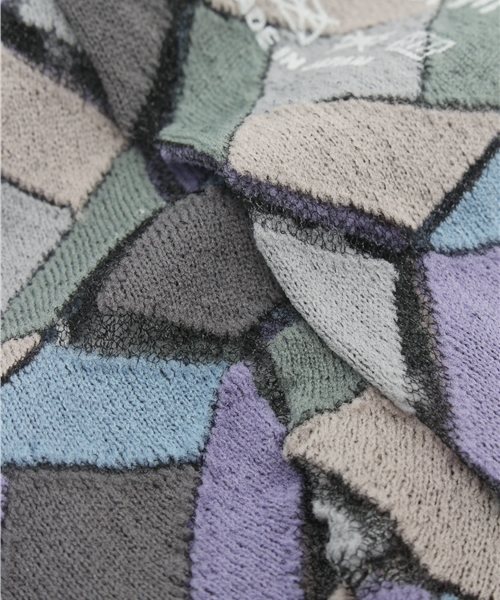 Ray BEAMS(レイビームス)の「ayame / カレイドスコープ ソックス(ソックス/靴下・レディース・グレー/レッド・ONE SIZE)」の3枚目の写真