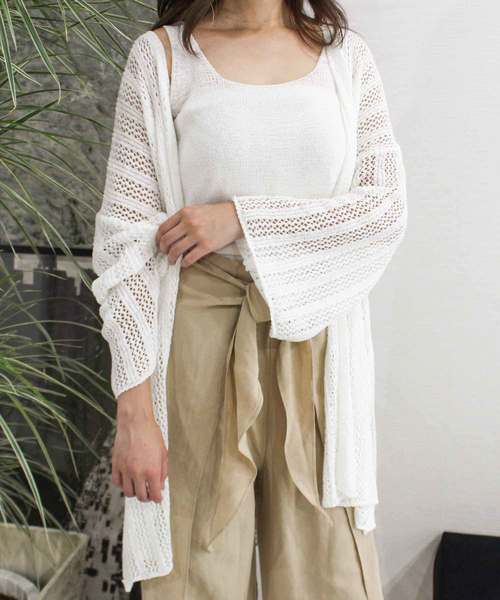 MODE ROBE（モードローブ）の「ニットキャミ＆カーデセット（タンクトップ・レディース・アイボリー/ブラック/ベージュ/ブラウン・FREE）」の2枚目の写真