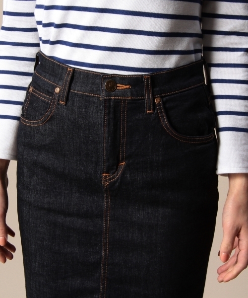 BEAUTY&YOUTH UNITED ARROWS（ビューティーアンドユースユナイテッドアローズ）の「BYBC LEE ペンシルデニムスカート/ネイビー（デニムスカート・レディース・ネイビー・X-SMALL/SMALL）」の2枚目の写真