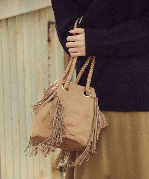 BAYFLOW（ベイフロー）の「サイドフリンジバッグ（ハンドバッグ・レディース・ブラウン/チャコール/ベージュ・FREE）」の2枚目の写真