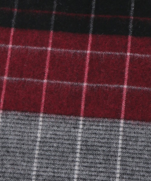 LAKOLE（ラコレ）の「ヨーロピアンチェックマフラー / LAKOLE（マフラー・メンズ・ブラウン/レッド/ブルー・FREE）」の8枚目の写真