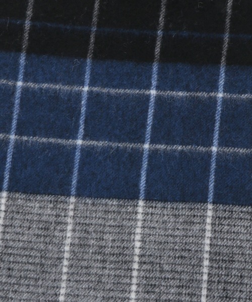 LAKOLE（ラコレ）の「ヨーロピアンチェックマフラー / LAKOLE（マフラー・メンズ・ブラウン/レッド/ブルー・FREE）」の10枚目の写真