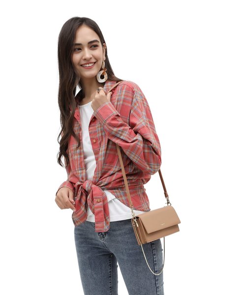 Ungrid（アングリッド）の「【Ungrid/アングリッド】　お財布ショルダー　(ゴールドチェーン付属)（クラッチバッグ・レディース・アイボリー/ベージュ/ブラック・FREE）」の17枚目の写真