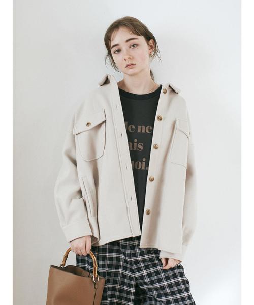 earth music&ecology(アースミュージックアンドエコロジー)の「CPOシャツアウター*(その他アウター・レディース・ベージュ/レッド系その他/ホワイト系その他2・FREE)」の14枚目の写真