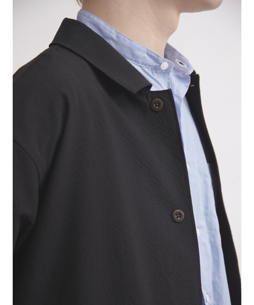 ABAHOUSE（アバハウス）の「ツイルサッカー　カバーオールシャツ（シャツ/ブラウス・メンズ・ブラック/ネイビー/ブラウン・44/46/48）」の2枚目の写真