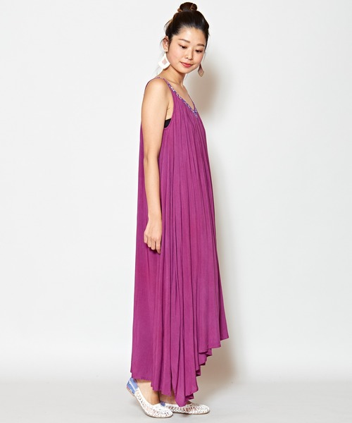 チャイハネ(チャイハネ)の「【チャイハネ】yul ビーズ刺繍ロングキャミワンピース(ワンピース・レディース・ホワイト/パープル/ブラウン/ブルー・FREE)」の9枚目の写真