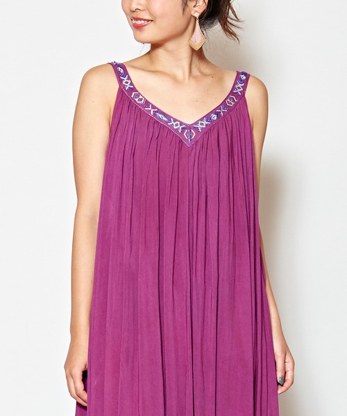 チャイハネ(チャイハネ)の「【チャイハネ】yul ビーズ刺繍ロングキャミワンピース(ワンピース・レディース・ホワイト/パープル/ブラウン/ブルー・FREE)」の13枚目の写真