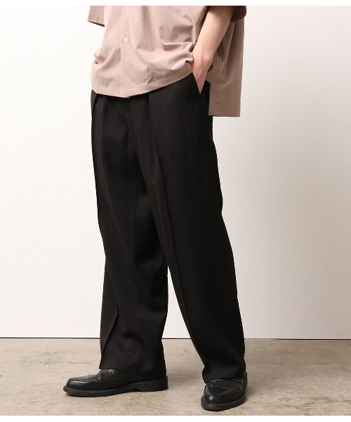 JUNRED(ジュンレッド)の「ピンタックワイドストレートパンツ(その他パンツ・メンズ・ブラック/グレー・S/M/L)」の5枚目の写真