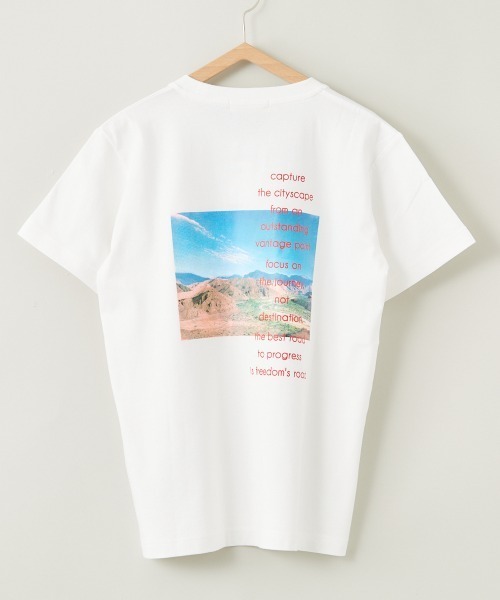 cepo(セポ)の「ロゴプリントバックフォトTEE(Tシャツ/カットソー・レディース・ベージュ/オフホワイト/ライトグレー/ホワイト・M)」の2枚目の写真