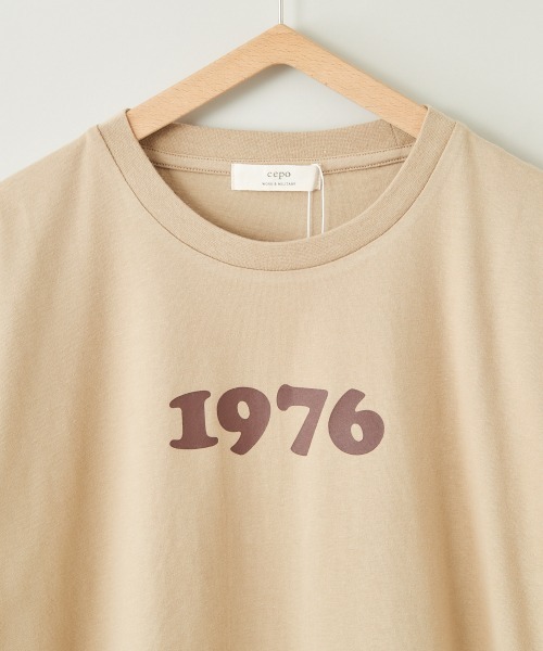 cepo(セポ)の「ロゴプリントバックフォトTEE(Tシャツ/カットソー・レディース・ベージュ/オフホワイト/ライトグレー/ホワイト・M)」の6枚目の写真