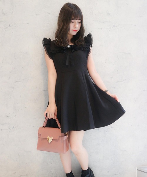 ROJITA（ロジータ）の「ラッフルスリーブブローチ付きOP（ワンピース・レディース・ブラック/グレー/ピンク・FREE）」の15枚目の写真