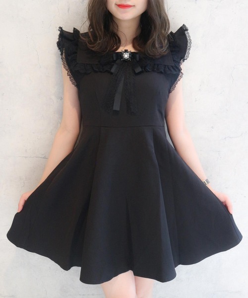 ROJITA（ロジータ）の「ラッフルスリーブブローチ付きOP（ワンピース・レディース・ブラック/グレー/ピンク・FREE）」の12枚目の写真