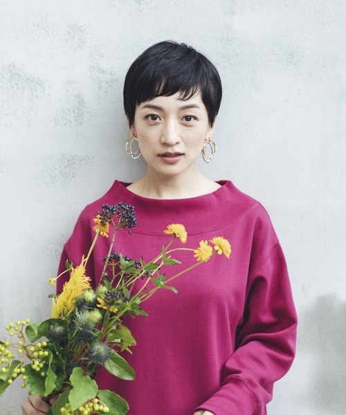 studio CLIP（スタディオクリップ）の「《高山都さんコラボ》デイリーWフェイスプルオーバー（スウェット・レディース・ブラウン/オフホワイト/スモーク/プラム・MEDIUM/LARGE）」の3枚目の写真