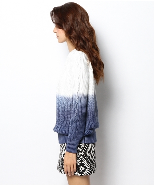Planet blue world（プラネットブルーワールド）の「ｵﾝﾌﾞﾚｰ地柄ﾆｯﾄﾌﾟﾙｵｰﾊﾞｰ【Planet blue world】（ニット/セーター・レディース・ネイビー・MEDIUM）」の4枚目の写真