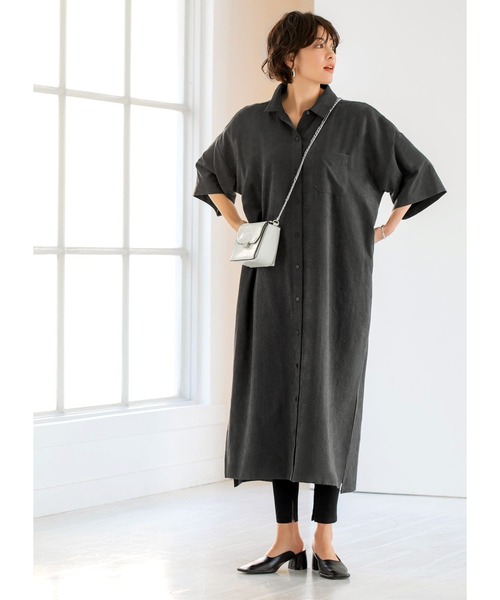 STYLE DELI(スタイルデリ)の「【LUXE】背面ギャザーBIGシャツロングワンピース(シャツワンピース・レディース・サンドベージュ/セージグリーン/スミクロ・01/02)」の5枚目の写真