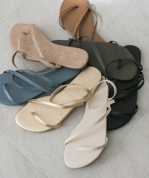 URBAN RESEARCH(アーバンリサーチ)の「アシンメトリーサンダル(サンダル・レディース・ベージュ/ゴールド/ブラック/モカ/アイボリー/カーキ/ブルー・36/37/39/38)」の18枚目の写真