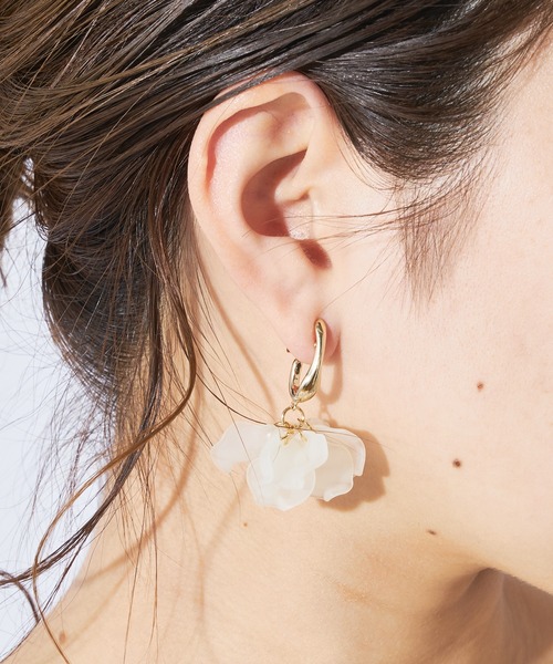 クリアフラワーピアス（ピアス（両耳用））｜Chico（チコ）の