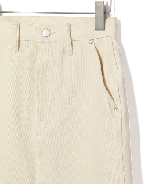 ADAM ET ROPE'(アダムエロペ)の「【BIGJOHN】別注HIGH-SLIT MAXI SKIRT(デニムスカート・レディース・オフホワイト/カーキ・M/S)」の20枚目の写真