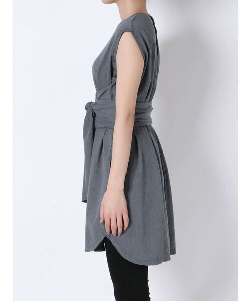 LAGUNAMOON(ラグナムーン)の「ウエストサッシュトップス(Tシャツ/カットソー・レディース・ベージュ/アイボリー/ブルー・FREE)」の13枚目の写真