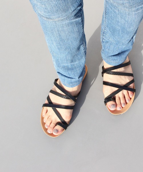 PLAKTON（プラクトン）の「PLAKTON / 575612 / ストラップトングサンダル（サンダル・レディース・ベージュ系/ブラック・38/37/39/36/35/40）」の5枚目の写真