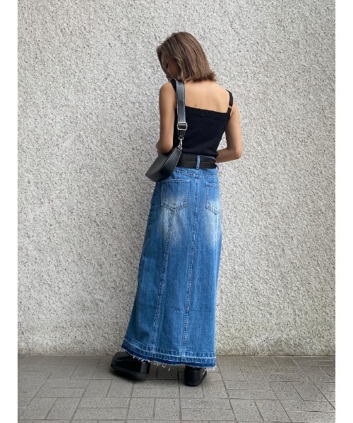 ENVYM（アンビー）の「イレヘムデニムロングＳＫ（デニムスカート・レディース・ブルー・S/M）」の13枚目の写真