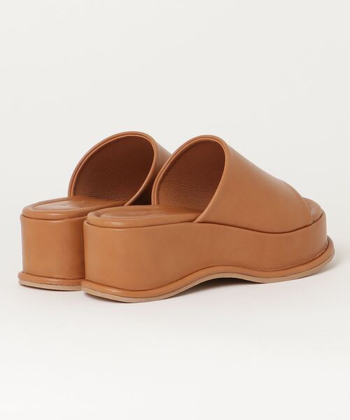 minia（ミニア）の「minia / 厚底スライダーサンダル（サンダル・レディース・ブラック/キャメル/ホワイト・L/S/M/LL）」の5枚目の写真